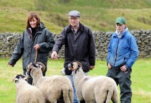 Ade Edmondosn with Philip Mellin & mum Carol